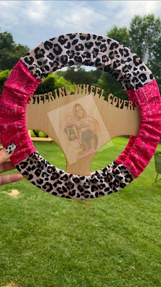 Cheetah with pink Glitter Steering Wheel Cover